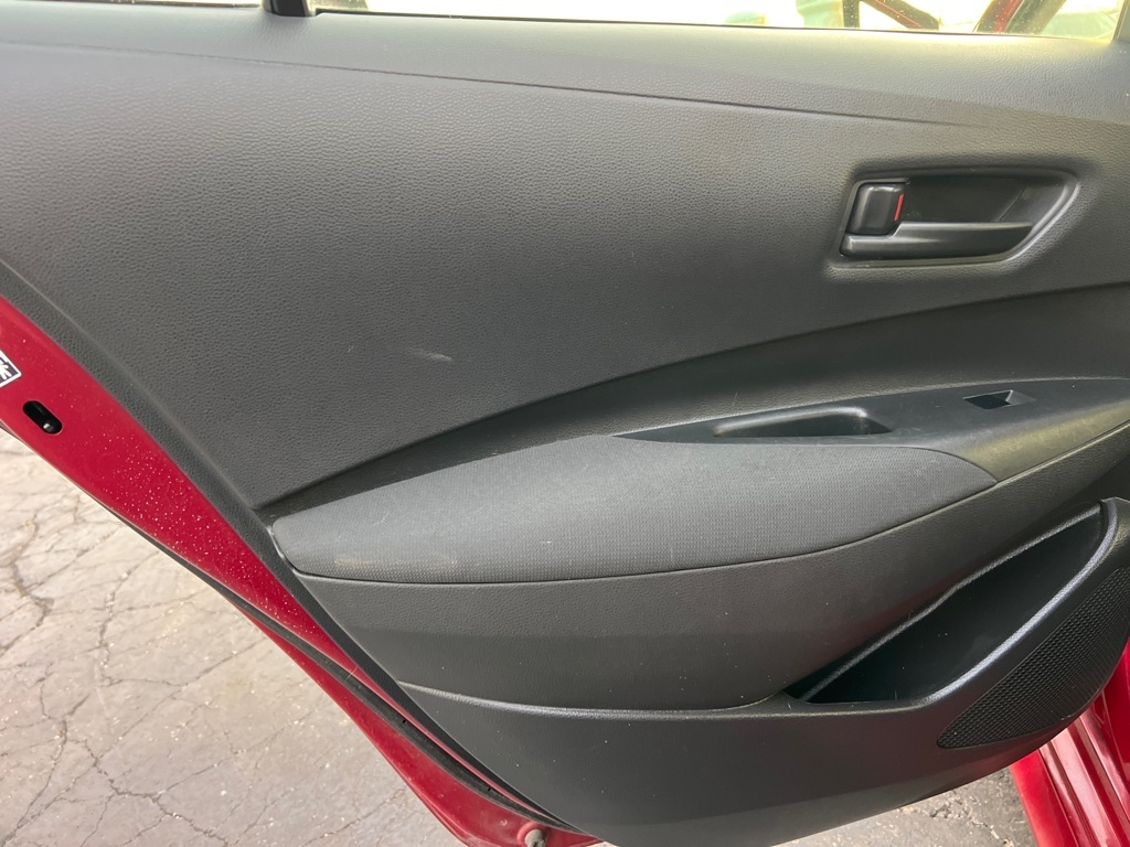 Toyota Corolla LE Hybrid 2022