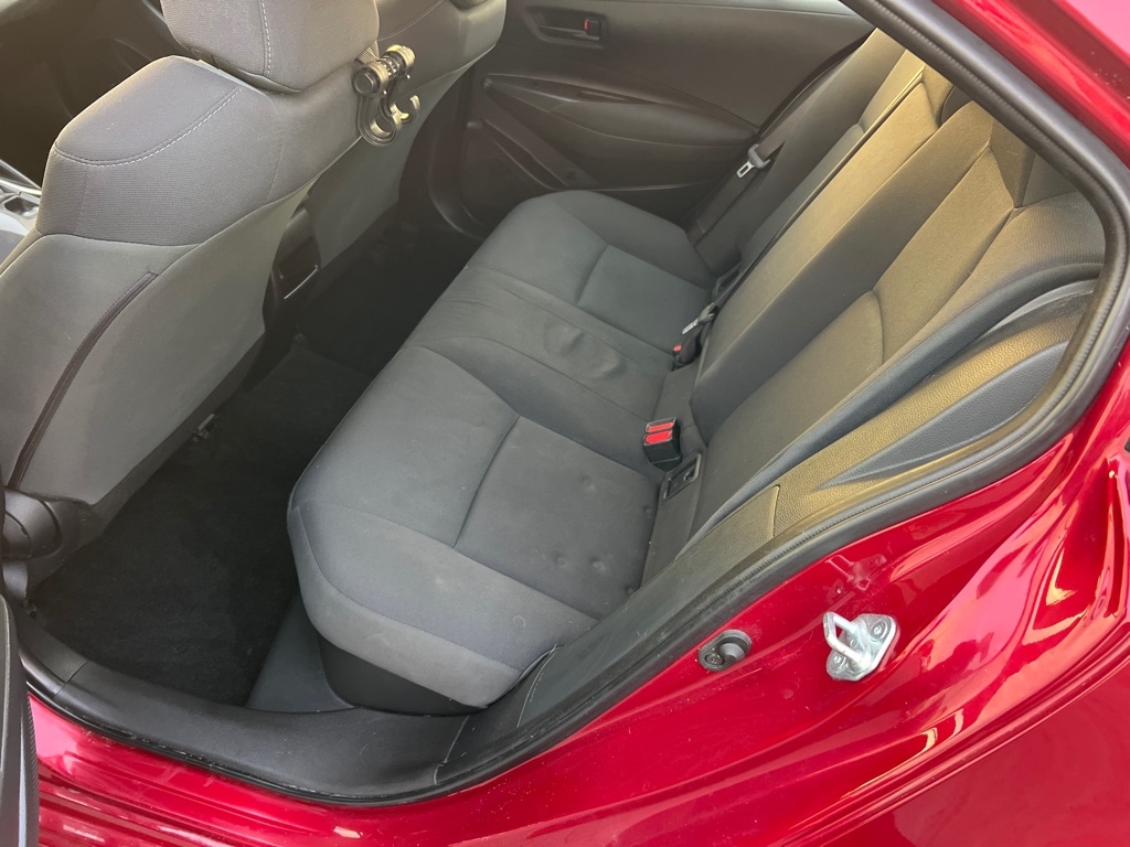 Toyota Corolla LE Hybrid 2022