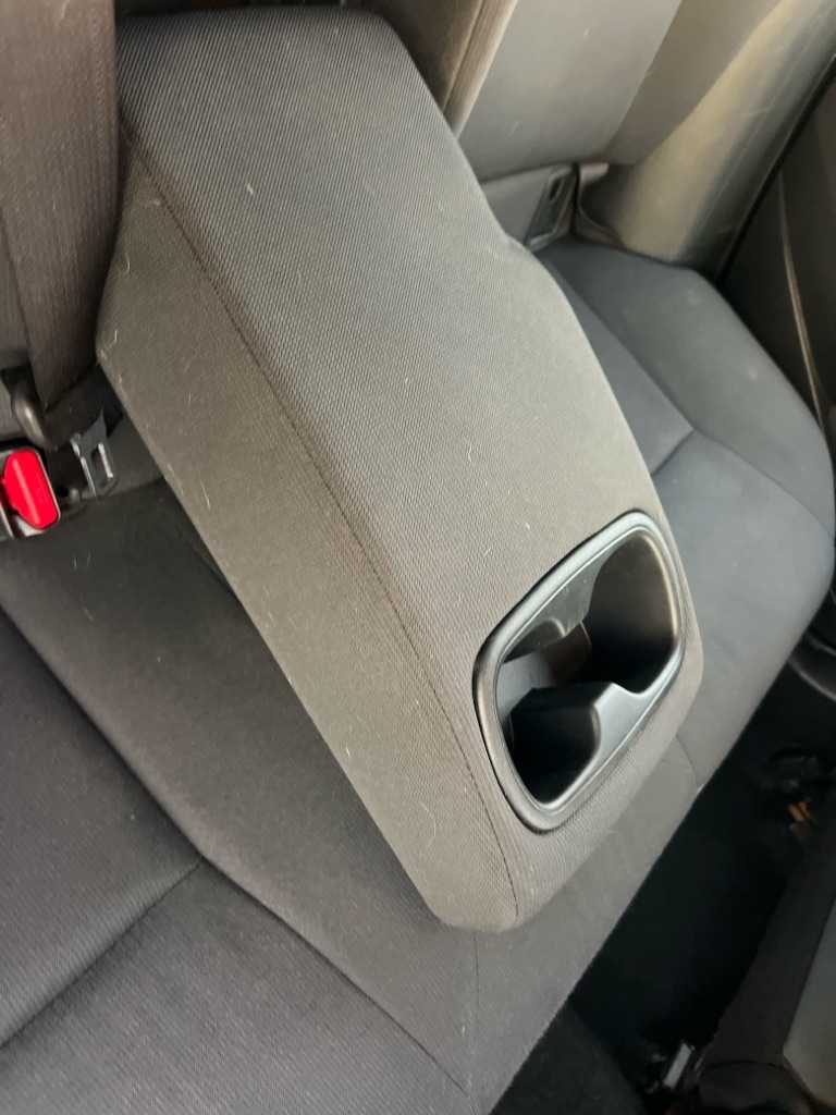 Toyota Corolla LE Hybrid 2022