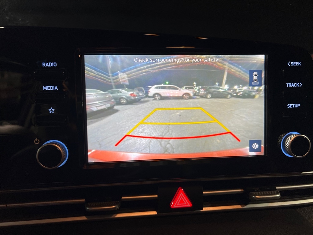 Hyundai Elantra SEL 2021