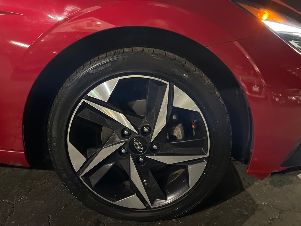 Hyundai Elantra SEL 2021