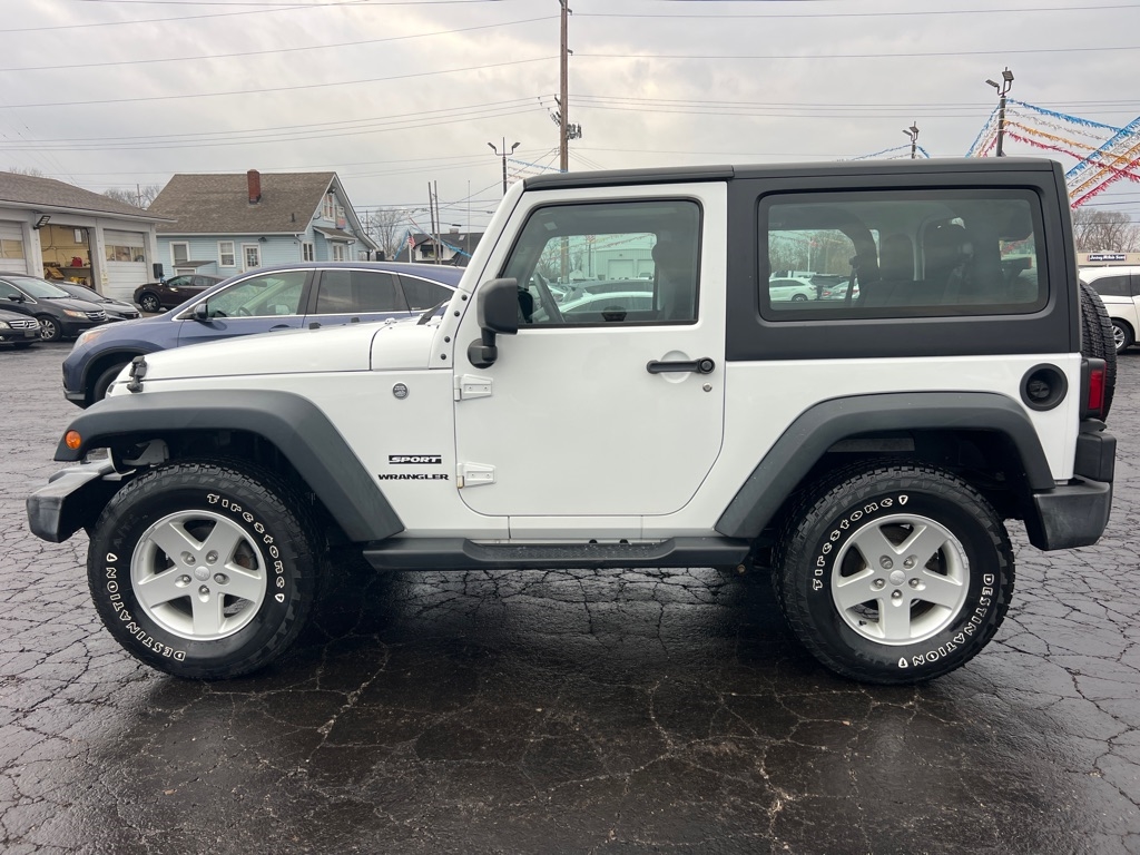 Jeep Wrangler Sport 4WD 2016
