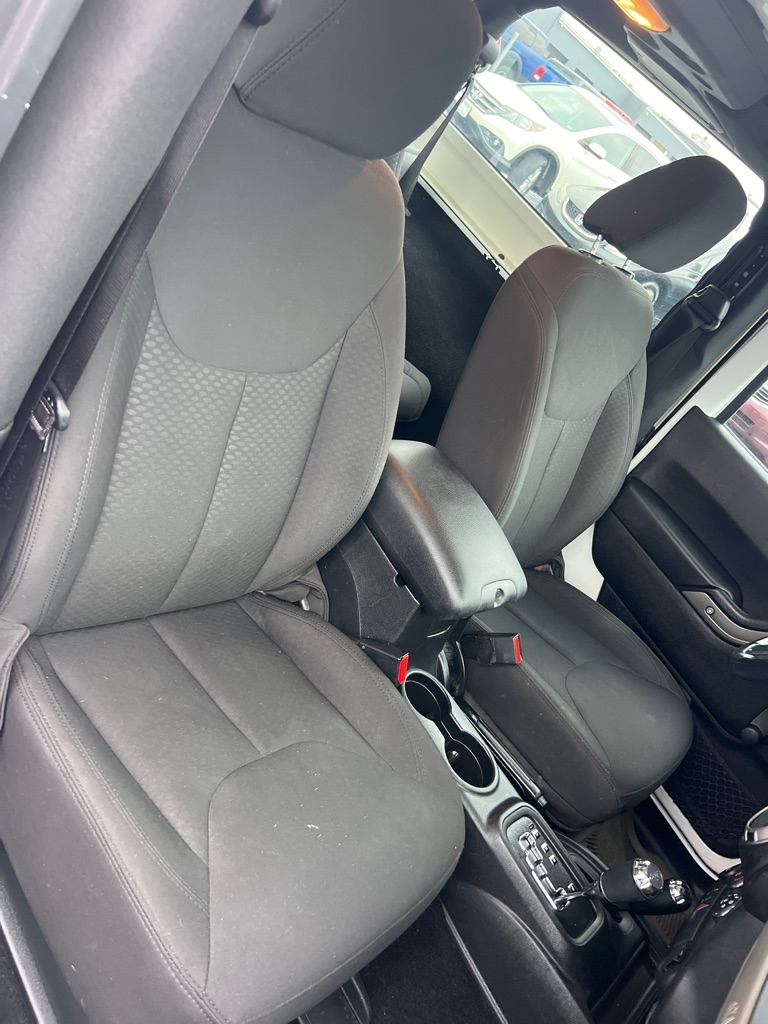 Jeep Wrangler Sport 4WD 2016