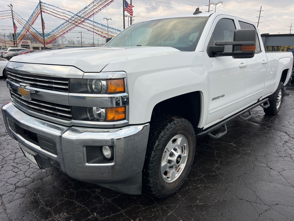 Chevrolet Silverado 2500HD LT Crew Cab 4WD 2018