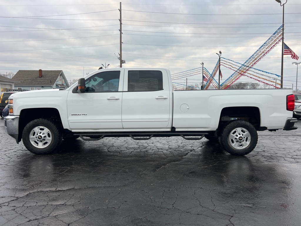 Chevrolet Silverado 2500HD LT Crew Cab 4WD 2018