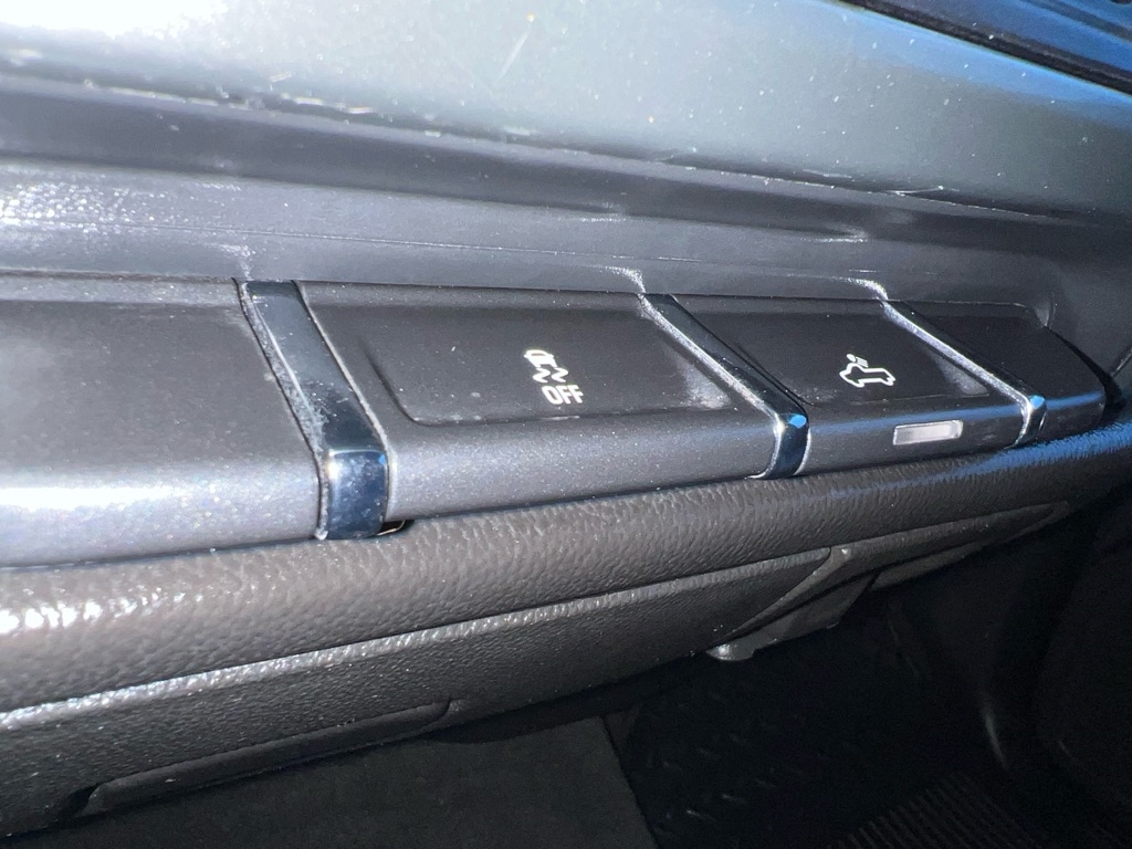 Chevrolet Silverado 2500HD LT Crew Cab 4WD 2018