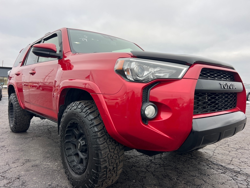 Toyota 4Runner Limited 4WD V6 2017