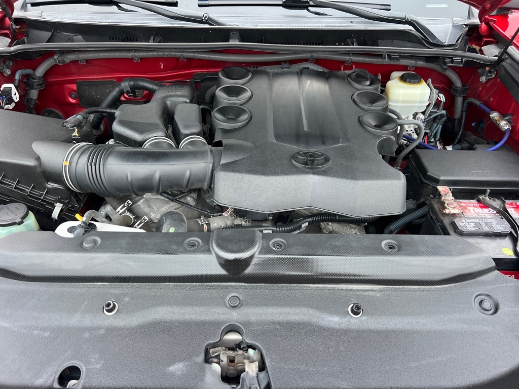 Toyota 4Runner Limited 4WD V6 2017