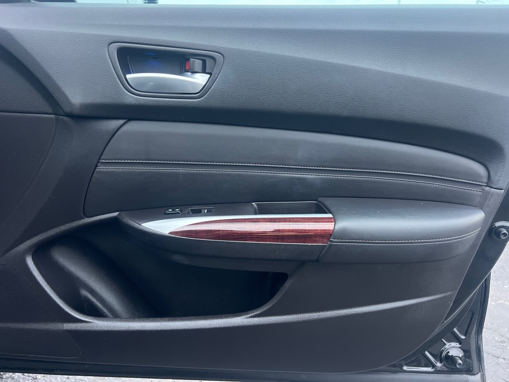 Acura TLX 8-Spd DCT w/Technology Package 2015