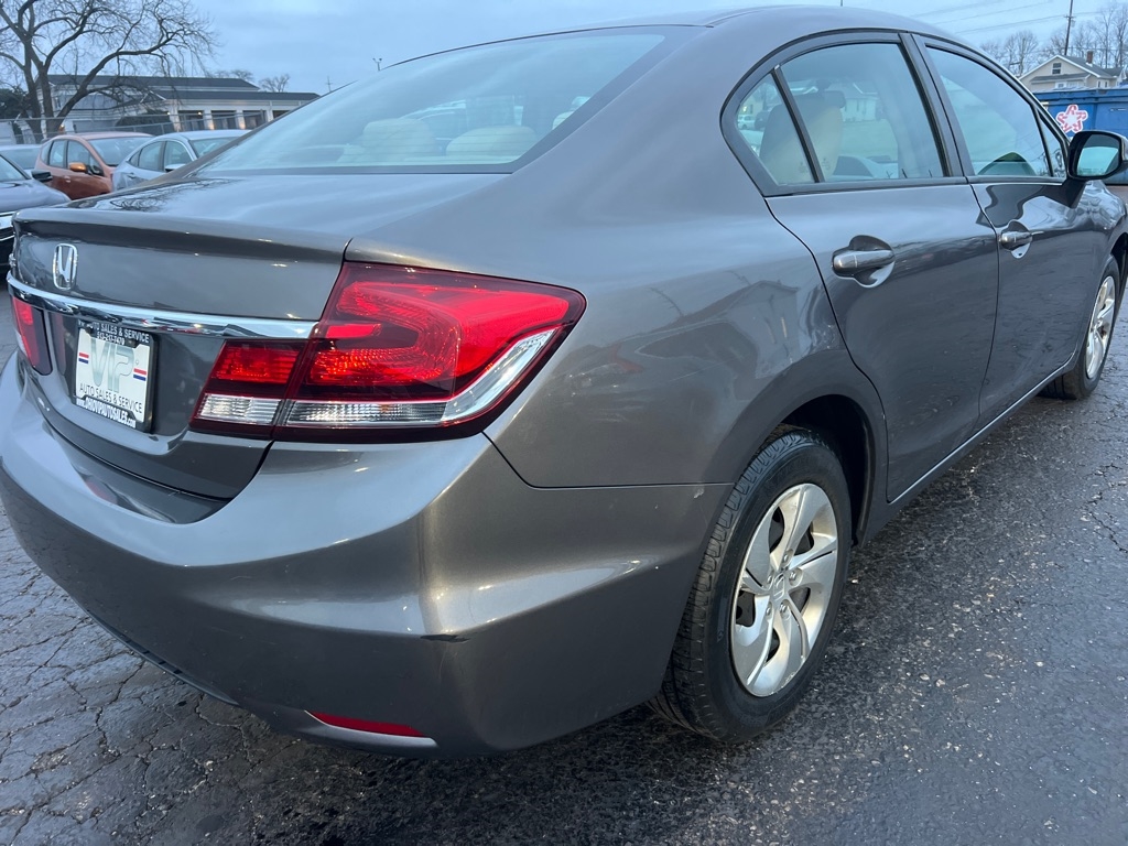 Honda Civic LX Sedan 5-Speed AT 2013