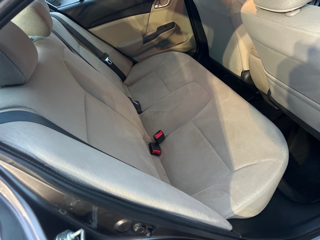 Honda Civic LX Sedan 5-Speed AT 2013