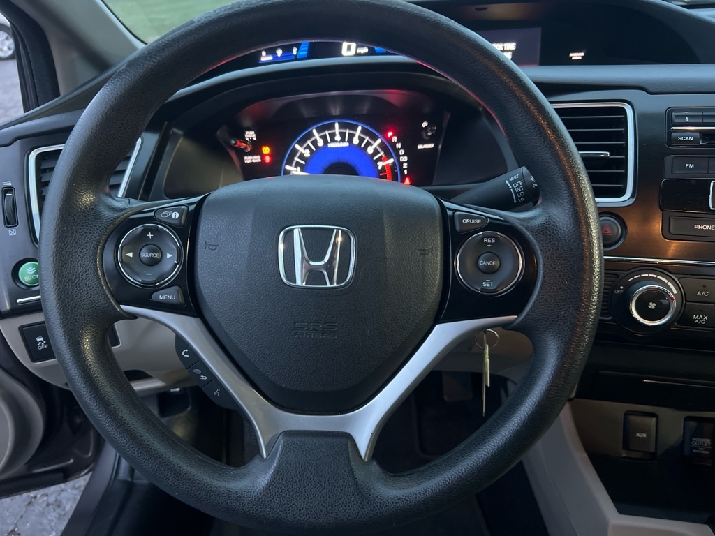 Honda Civic LX Sedan 5-Speed AT 2013