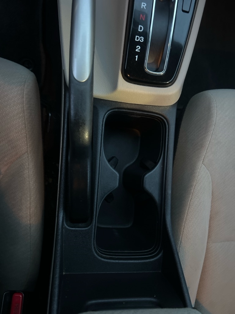 Honda Civic LX Sedan 5-Speed AT 2013