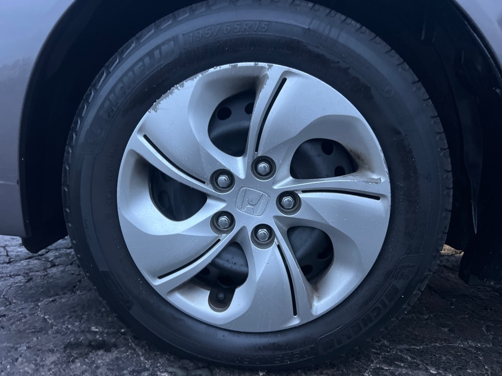 Honda Civic LX Sedan 5-Speed AT 2013