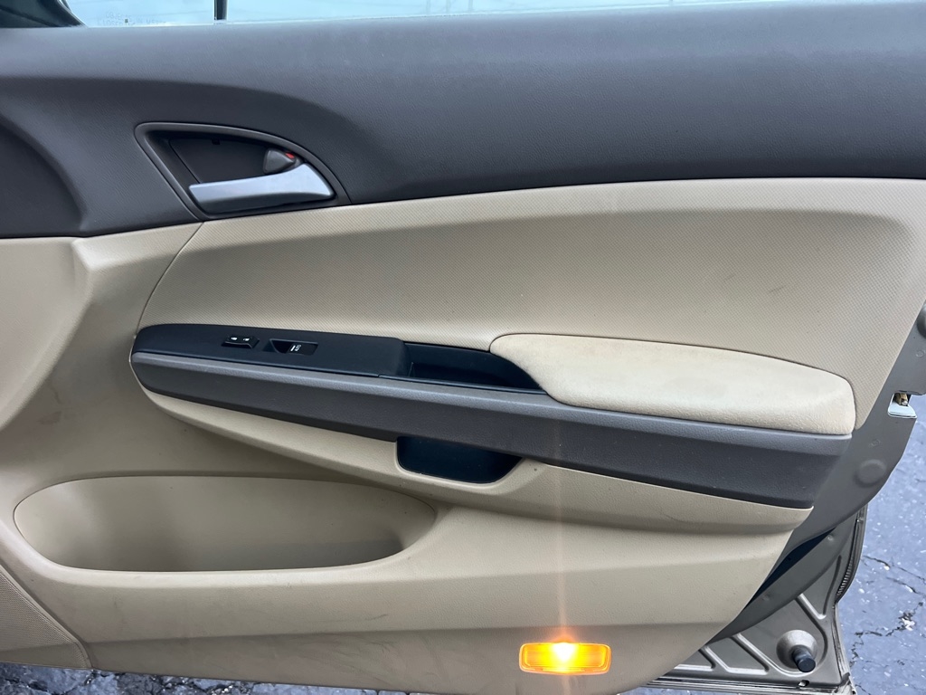 Honda Accord LX-P Sedan AT 2010