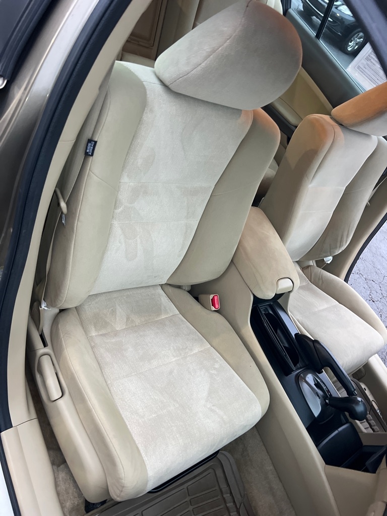 Honda Accord LX-P Sedan AT 2010