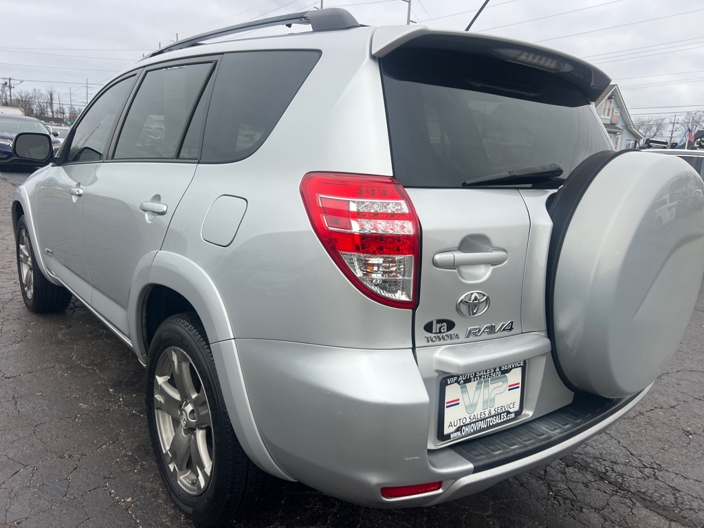 Toyota RAV4 Sport I4 4WD 2009