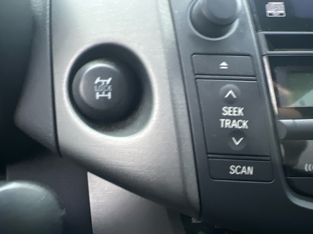 Toyota RAV4 Sport I4 4WD 2009