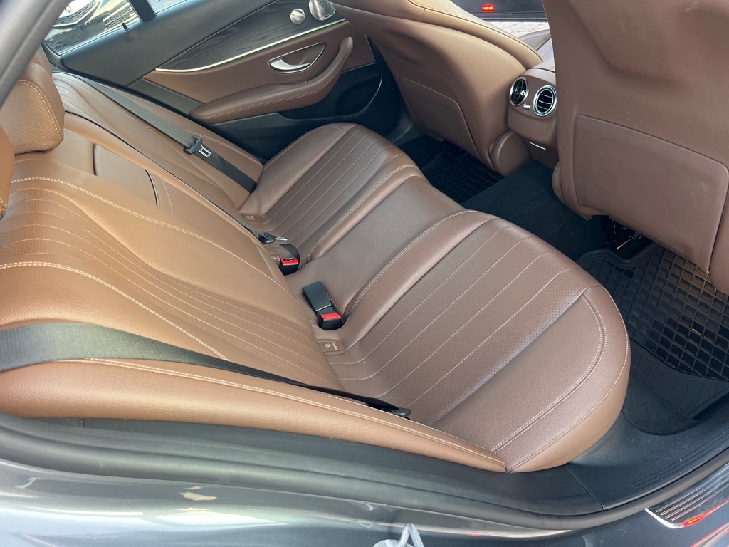 Mercedes-Benz E-Class E300 Luxury 4MATIC Sedan 2017