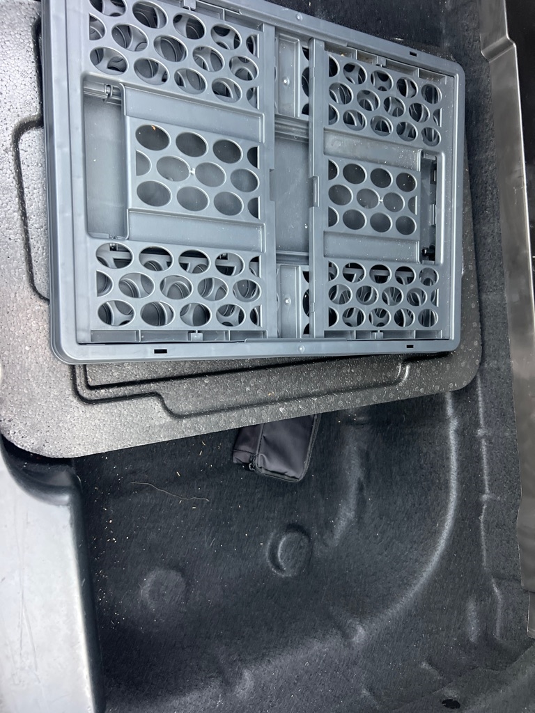 Mercedes-Benz E-Class E300 Luxury 4MATIC Sedan 2017