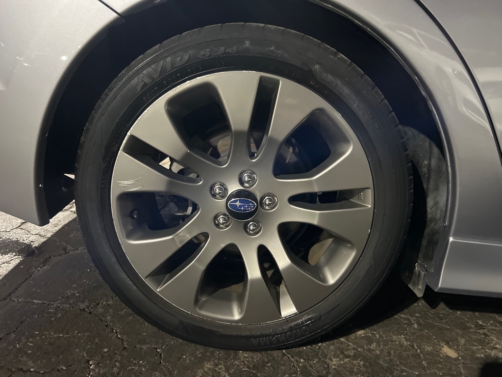 Subaru Impreza 2.0i Limited PZEV 5-Door 2016