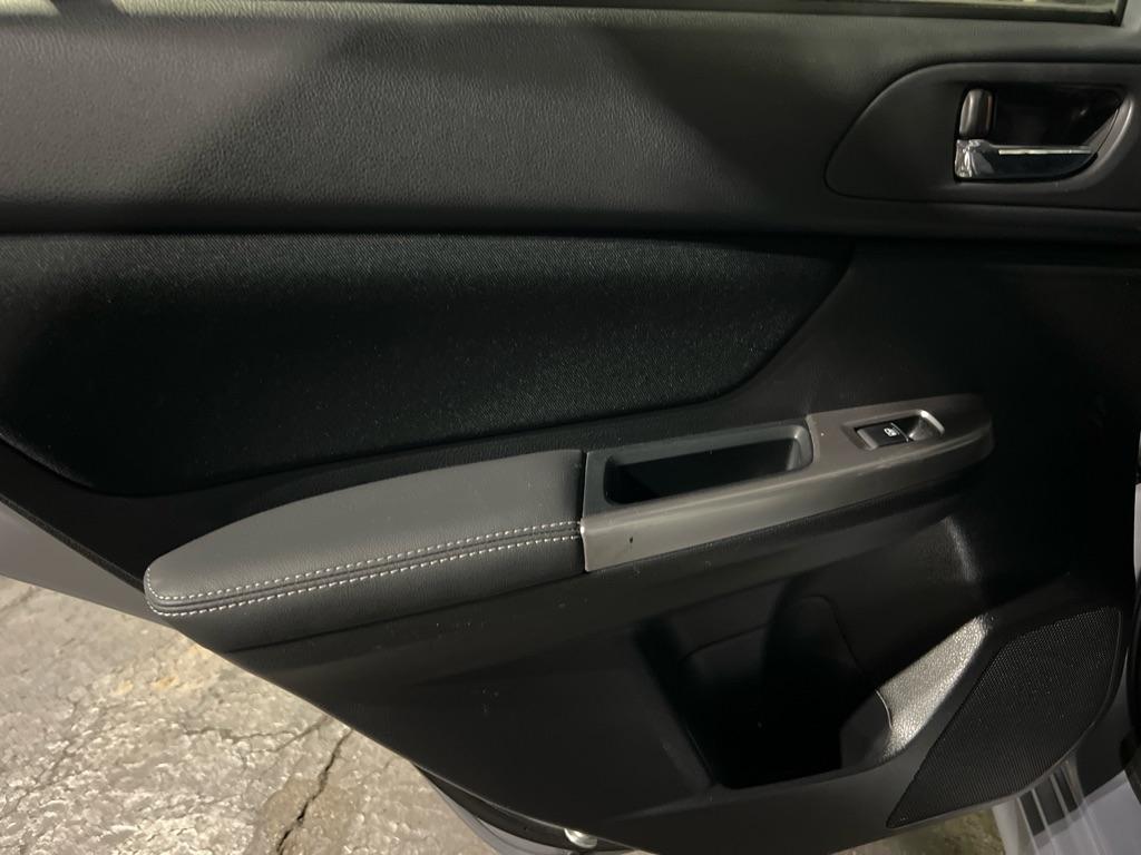 Subaru Impreza 5dr CVT 2.0i Sport Premium 2016