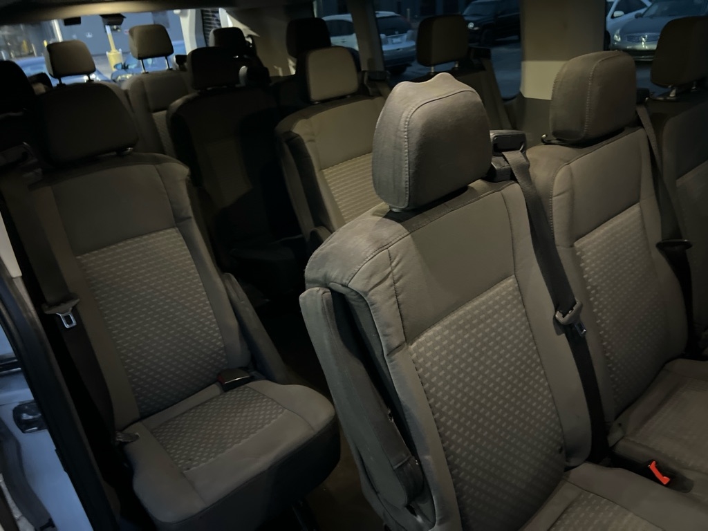 Ford Transit 350 Wagon Low Roof XLT w/Sliding Pass. 148-in. WB 2021