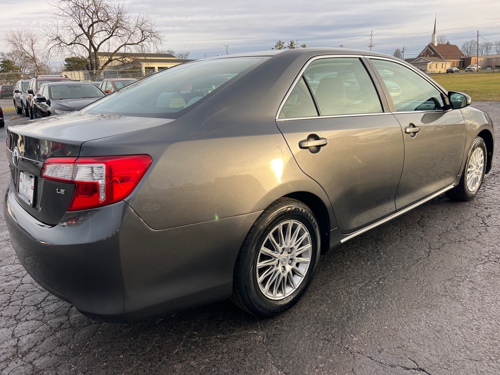 Toyota Camry LE 2012
