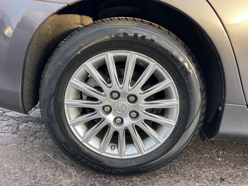 Toyota Camry LE 2012