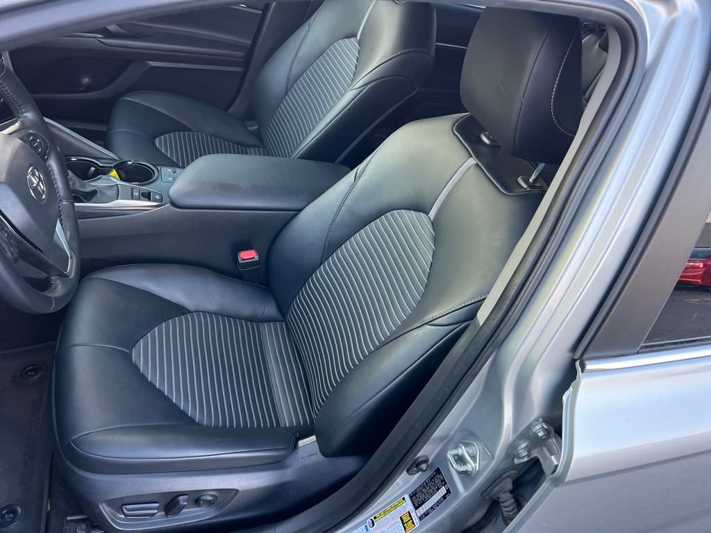 Toyota Camry SE Nightshade Edition 2020