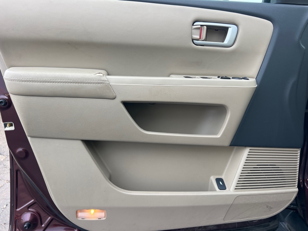 Honda Pilot EX-L 4WD 5-Spd AT 2011