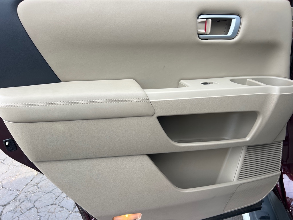 Honda Pilot EX-L 4WD 5-Spd AT 2011