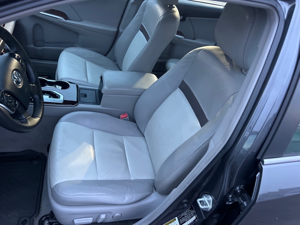 Toyota Camry LE 2012