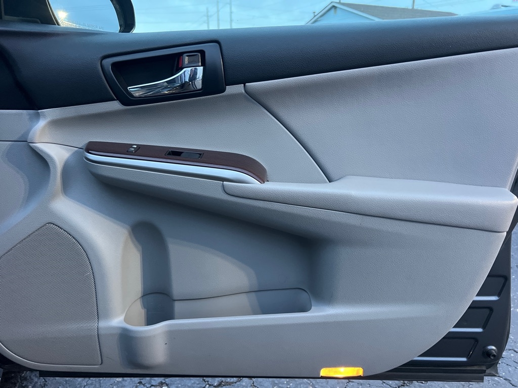 Toyota Camry LE 2012