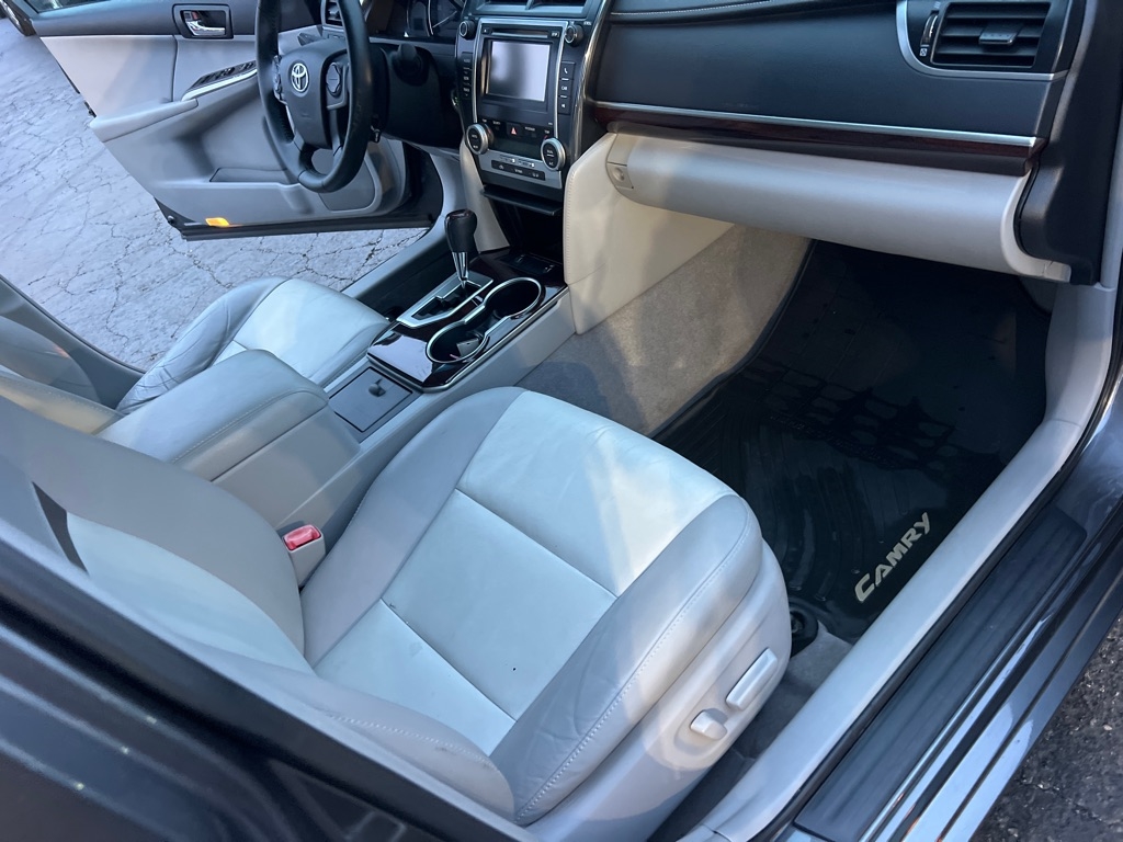 Toyota Camry LE 2012