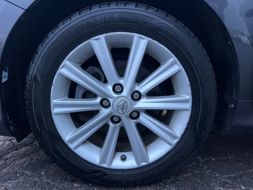 Toyota Camry LE 2012