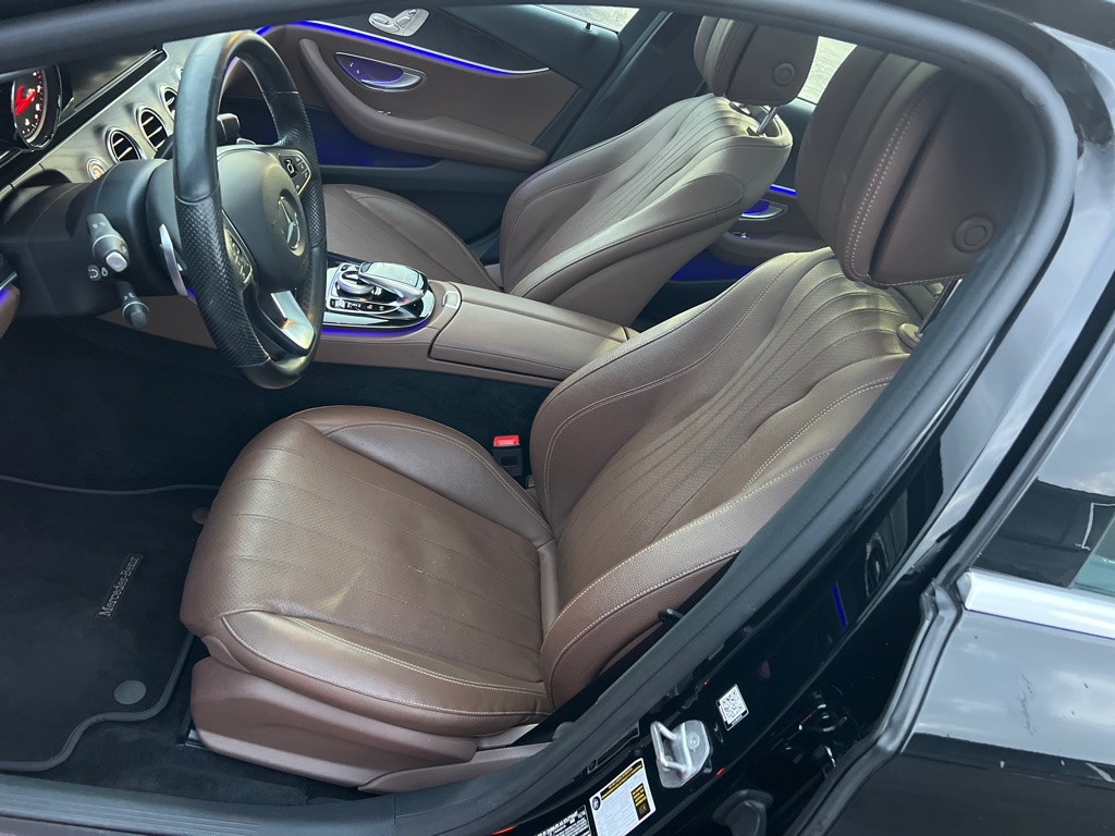 Mercedes-Benz E-Class E300 Luxury 4MATIC Sedan 2017