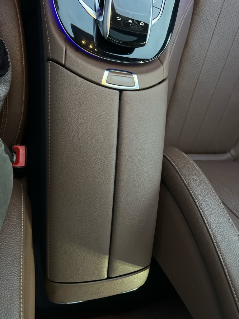 Mercedes-Benz E-Class E300 Luxury 4MATIC Sedan 2017