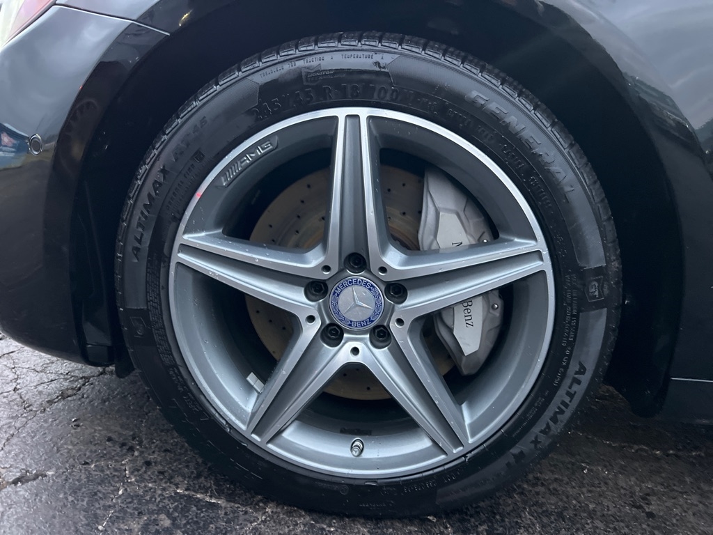 Mercedes-Benz E-Class E300 Luxury 4MATIC Sedan 2017