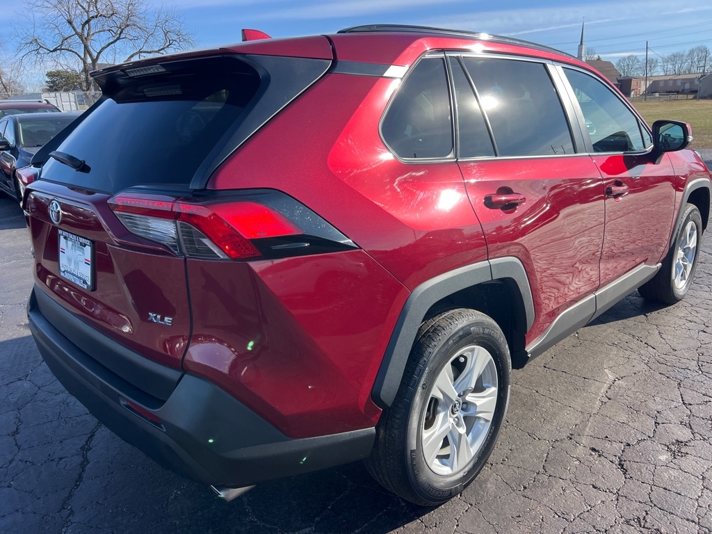 Toyota RAV4 XLE 2020
