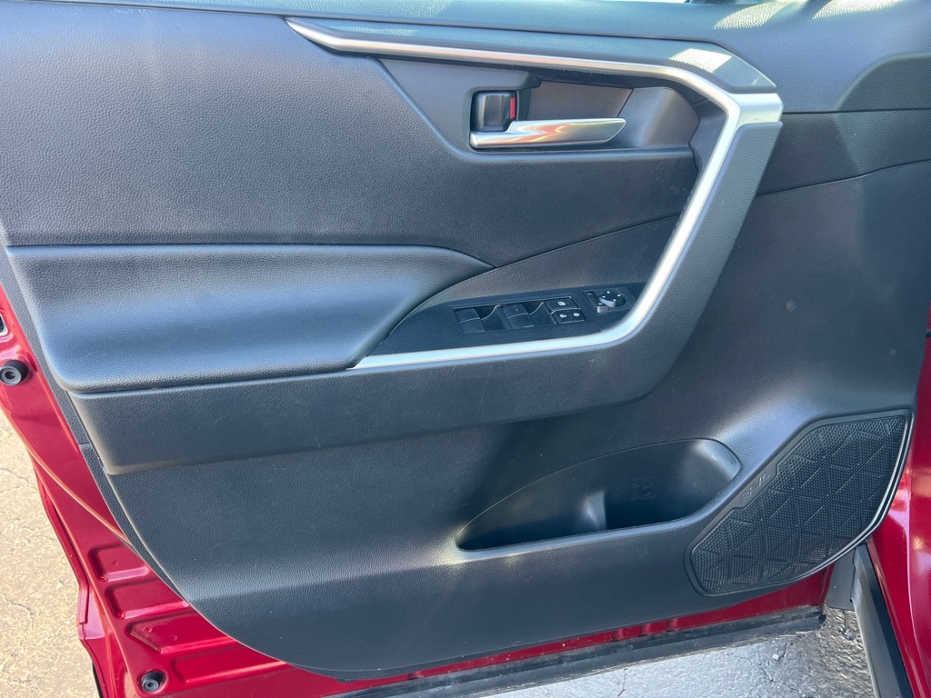 Toyota RAV4 XLE 2020