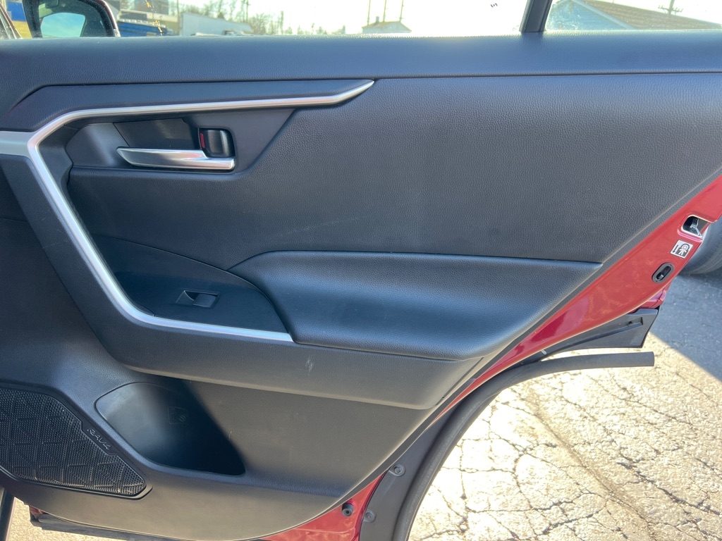 Toyota RAV4 XLE 2020