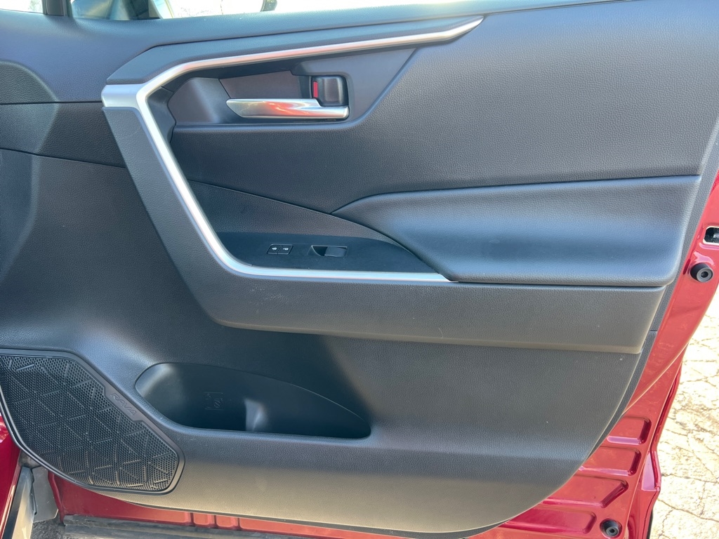 Toyota RAV4 XLE 2020