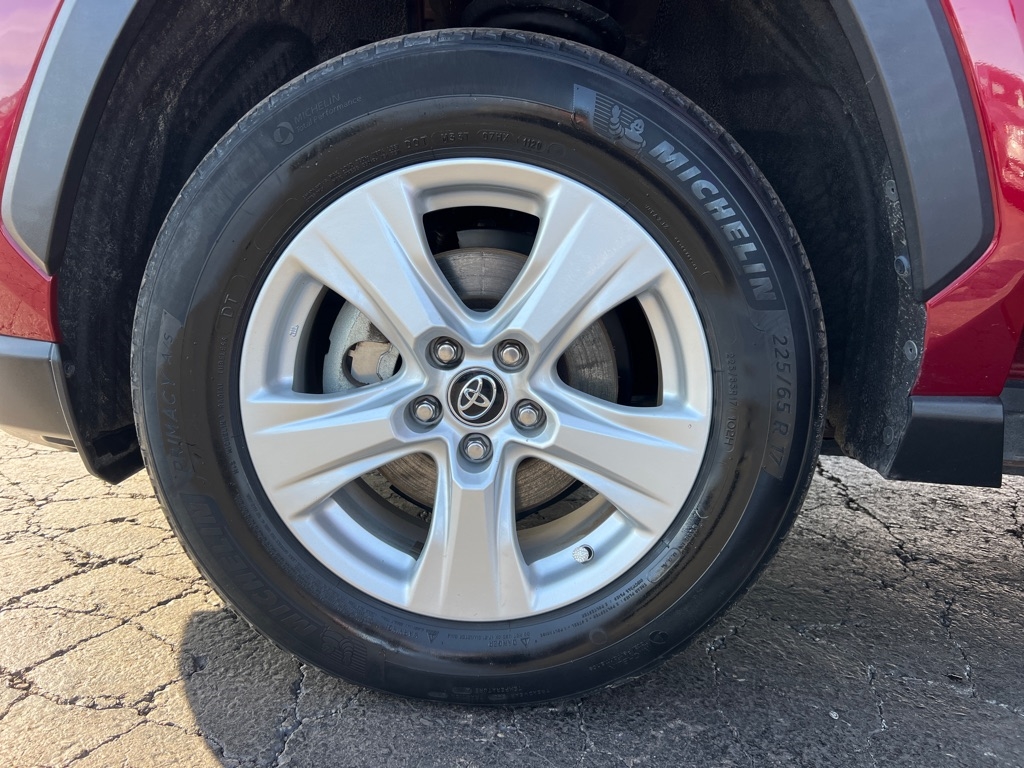 Toyota RAV4 XLE 2020