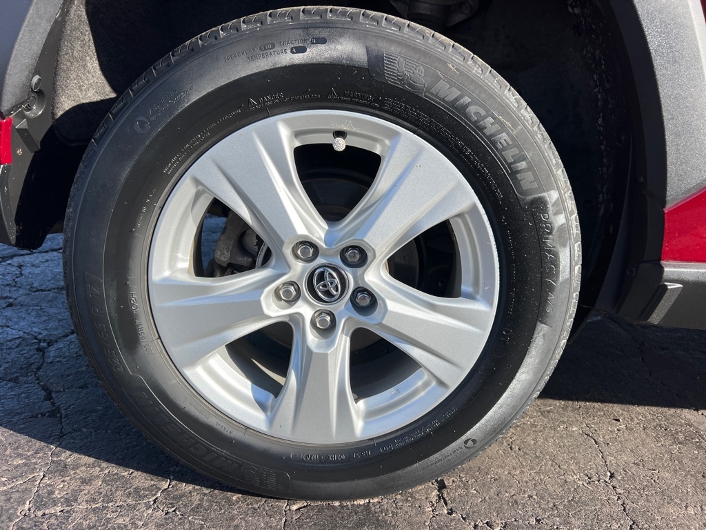 Toyota RAV4 XLE 2020