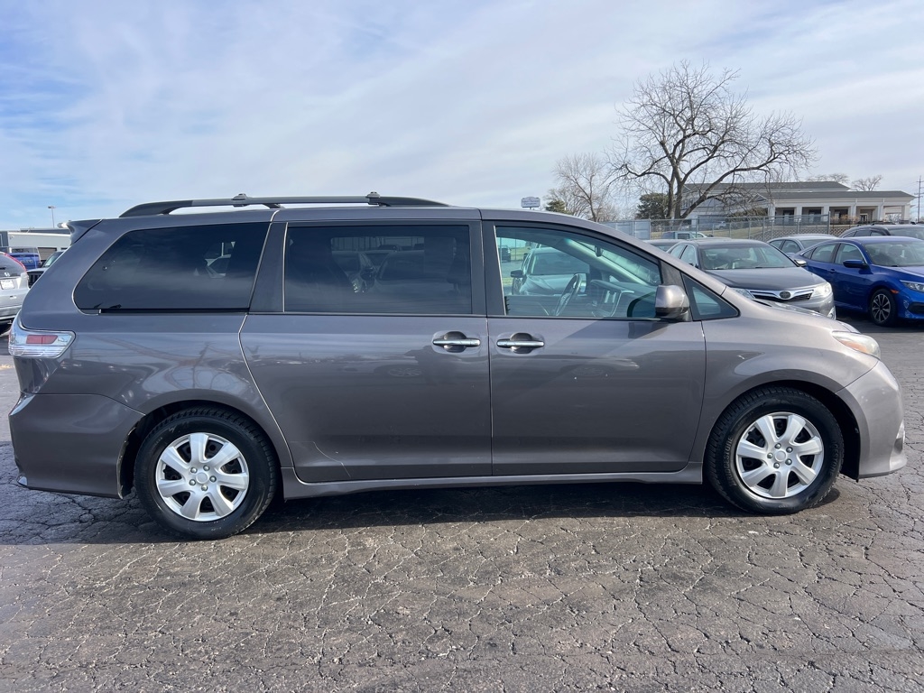 Toyota Sienna SE Premium FWD 8-Passenger V6 2015