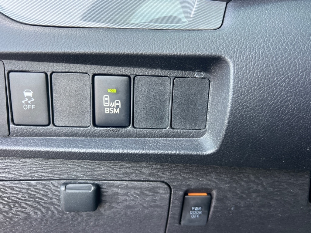 Toyota Sienna SE Premium FWD 8-Passenger V6 2015