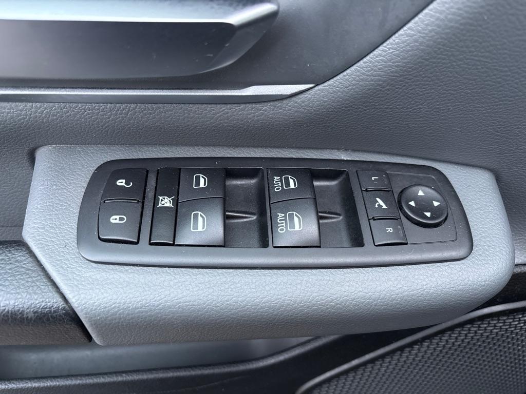 RAM 1500 Big Horn Quad Cab 4WD 2020