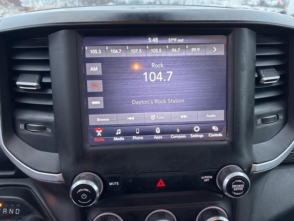 RAM 1500 Big Horn Quad Cab 4WD 2020