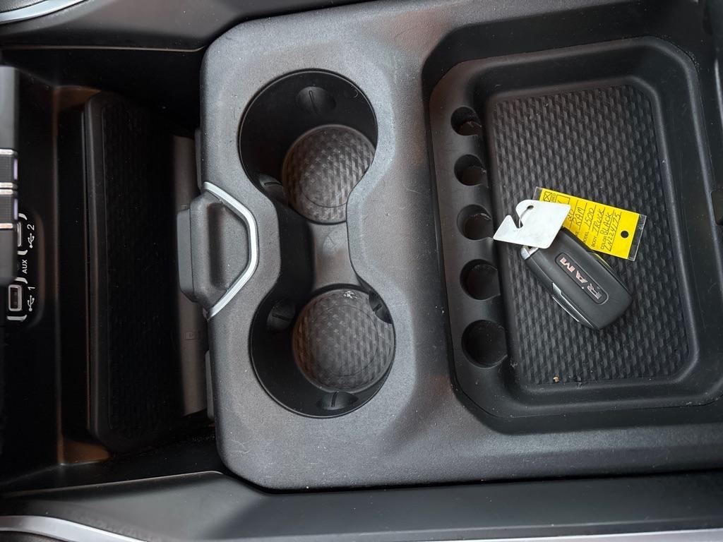 RAM 1500 Big Horn Quad Cab 4WD 2020